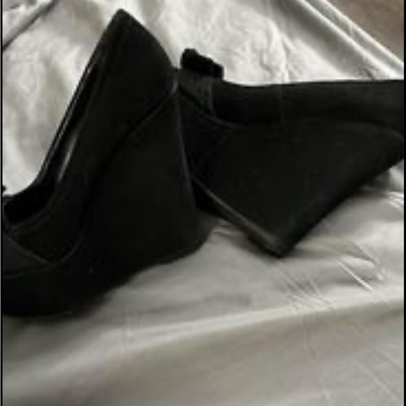 Steve Madden wedges - Picture 2 of 2